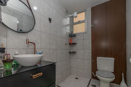Banheiro  de apartamento à venda com 2 quartos, 70m² em Jardim Denadai (nova Veneza), Sumaré