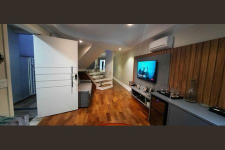 Casa para alugar com 3 quartos, 190m² em Campo Belo, São Paulo