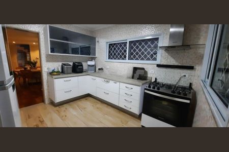 Foto 05 de casa para alugar com 3 quartos, 190m² em Campo Belo, São Paulo