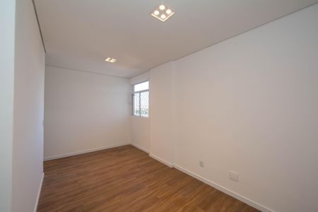 SALA de apartamento para alugar com 2 quartos, 47m² em Nova Suíça, Belo Horizonte