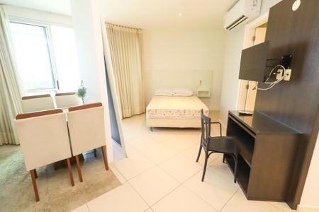 Cozinha de kitnet/studio para alugar com 1 quarto, 45m² em Caminho das Árvores, Salvador