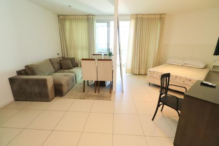 Kitnet/Studio para alugar com 1 quarto, 45m² em Caminho das Árvores, Salvador