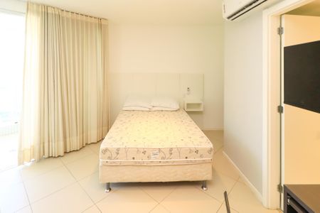 Studio para alugar com 45m², 1 quarto e 1 vaga Studio para alugar com 45m², 1 quarto e 1 vagaStudio