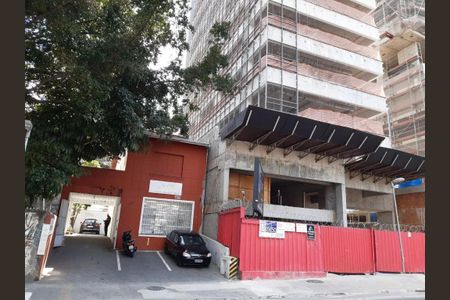 Casa à venda com 6 quartos, 300m² em Pinheiros, São Paulo