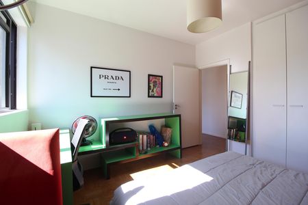 Apartamento à venda com 120m², 3 quartos e 1 vagaQuarto 2