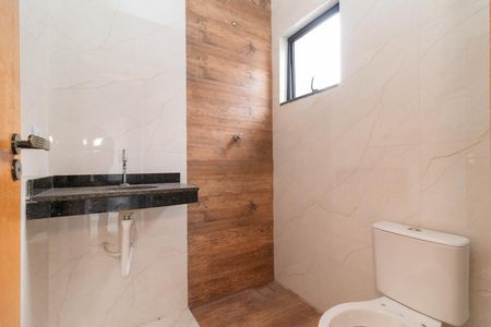 Casa à venda com 120m², 2 quartos e 2 vagas Casa à venda com 120m², 2 quartos e 2 vagasBanheiro da Suíte 1