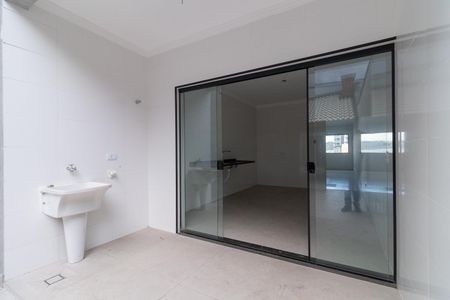Casa à venda com 120m², 2 quartos e 2 vagas Casa à venda com 120m², 2 quartos e 2 vagasÁrea de Serviço