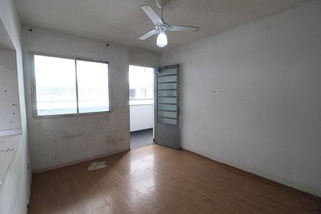 Sala de apartamento à venda com 2 quartos, 47m² em Parque Ipe, São Paulo