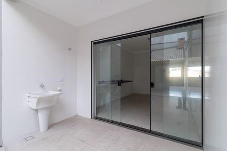 Casa à venda com 120m², 2 quartos e 2 vagas Casa à venda com 120m², 2 quartos e 2 vagasÁrea de Serviço