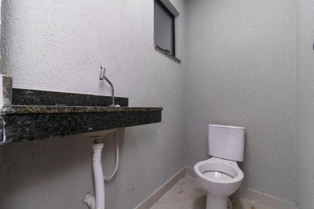 Casa à venda com 120m², 2 quartos e 2 vagas Casa à venda com 120m², 2 quartos e 2 vagasLavabo