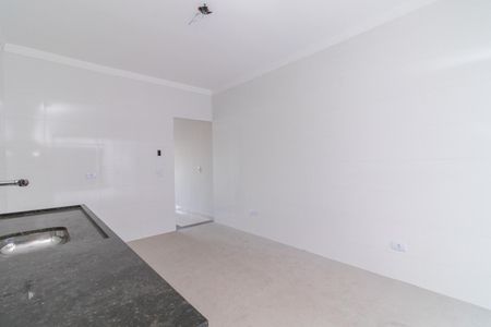 Casa à venda com 120m², 2 quartos e 2 vagas Casa à venda com 120m², 2 quartos e 2 vagasCozinha
