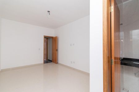 Casa à venda com 120m², 2 quartos e 2 vagas Casa à venda com 120m², 2 quartos e 2 vagasSuíte 1