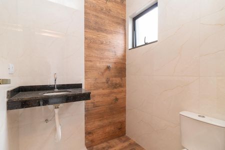 Casa à venda com 120m², 2 quartos e 2 vagas Casa à venda com 120m², 2 quartos e 2 vagasBanheiro da Suíte 1