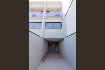 Fachada de casa à venda com 2 quartos, 120m² em Vila Matilde, São Paulo