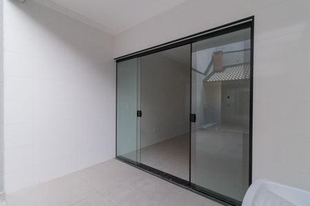Casa à venda com 120m², 2 quartos e 2 vagas Casa à venda com 120m², 2 quartos e 2 vagasÁrea de Serviço