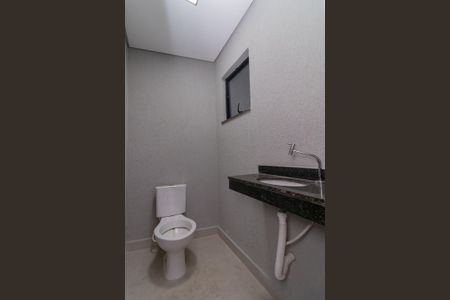 Casa à venda com 120m², 2 quartos e 2 vagas Casa à venda com 120m², 2 quartos e 2 vagasLavabo