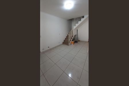 Casa à venda com 120m², 2 quartos e 1 vaga Casa à venda com 120m², 2 quartos e 1 vagasala