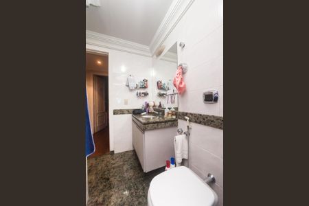 Apartamento à venda com 129m², 4 quartos e 2 vagas Apartamento à venda com 129m², 4 quartos e 2 vagasBanheiro Social