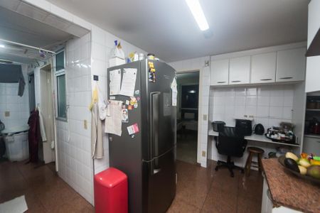 Cozinha de apartamento à venda com 3 quartos, 129m² em Funcionários, Belo Horizonte