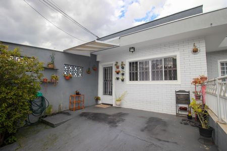 Casa para alugar com 115m², 2 quartos e 2 vagas