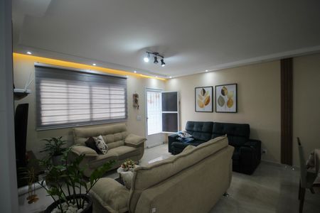 Casa para alugar com 115m², 2 quartos e 2 vagas