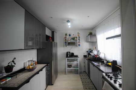 Casa para alugar com 115m², 2 quartos e 2 vagas