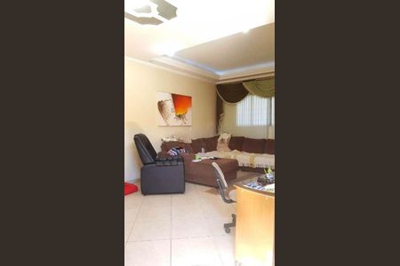 Casa à venda com 4 quartos, 220m² em Jardim Santa Cruz (Campo Grande), São Paulo