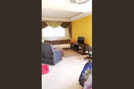 Casa à venda com 4 quartos, 220m² em Jardim Santa Cruz (Campo Grande), São Paulo