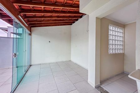 Apartamento à venda com 100m², 2 quartos e 1 vaga Apartamento à venda com 100m², 2 quartos e 1 vagaÁrea de Serviço