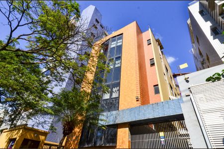 Apartamento para alugar com 42m², 1 quarto e 1 vagaFachada