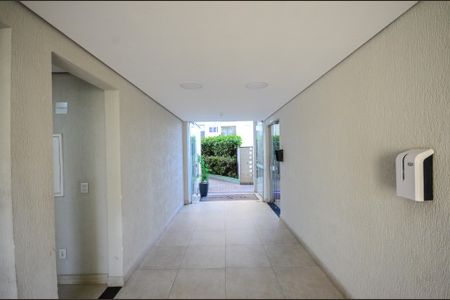 Área comum de apartamento à venda com 2 quartos, 52m² em Parque Maria Domitila, São Paulo