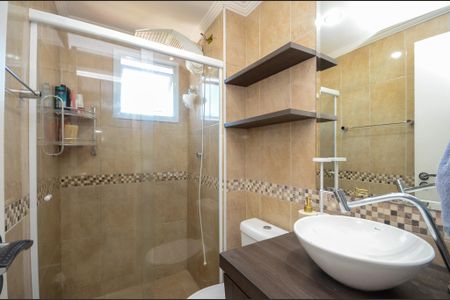 Banheiro de apartamento à venda com 2 quartos, 52m² em Parque Maria Domitila, São Paulo