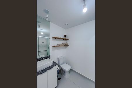 Banheiro de kitnet/studio para alugar com 1 quarto, 25m² em Penha de França, São Paulo