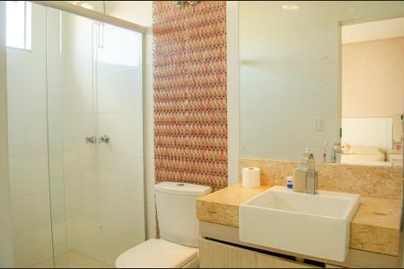 Casa à venda com 208m², 4 quartos e 4 vagasBanheiro da Suíte 1