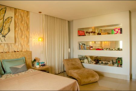 Casa à venda com 208m², 4 quartos e 4 vagasSuíte 2