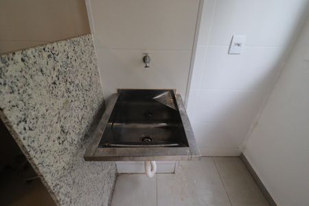 Cozinha de apartamento para alugar com 2 quartos, 59m² em Loteamento Parque dos Lagos, Ribeirão Preto