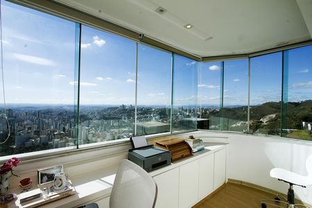 Apartamento à venda com 130m², 3 quartos e 3 vagasQuarto 3