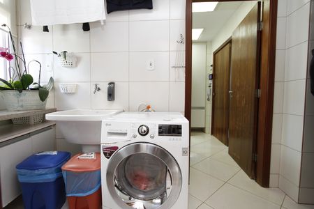 Apartamento à venda com 130m², 3 quartos e 3 vagasÁrea de Serviço