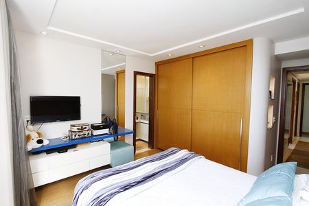Apartamento à venda com 130m², 3 quartos e 3 vagasQuarto 1 - Suíte