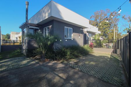 Casa para alugar com 3 quartos, 70m² em Guarujá, Porto Alegre