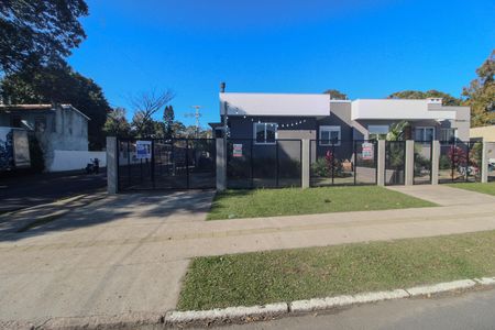 Casa para alugar com 70m², 3 quartos e 3 vagas Casa para alugar com 70m², 3 quartos e 3 vagasFachada