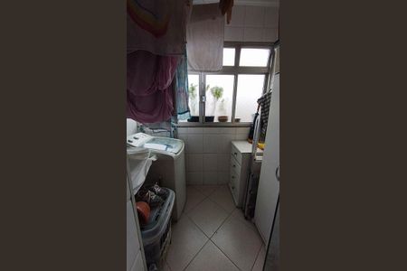 Apartamento à venda com 2 quartos, 60m² em Jardim Santa Edwirges, Guarulhos