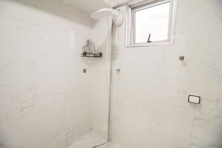 Apartamento para alugar com 60m², 1 quarto e sem vagaBanheiro