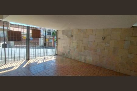 Casa à venda com 3 quartos, 166m² em Jardim Prudência, São Paulo