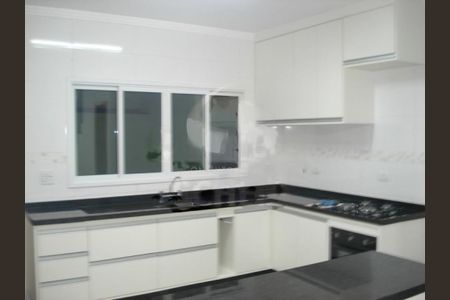 Casa à venda com 3 quartos, 125m² em Vila Marari, São Paulo