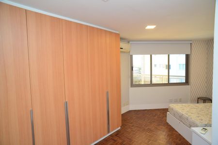 Apartamento para alugar com 399m², 4 quartos e 3 vagas