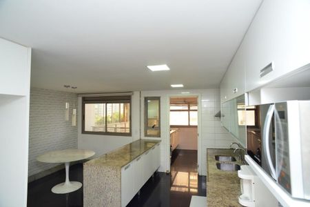 Apartamento para alugar com 399m², 4 quartos e 3 vagas