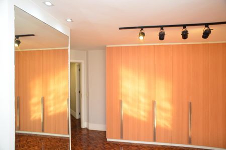 Apartamento para alugar com 399m², 4 quartos e 3 vagas