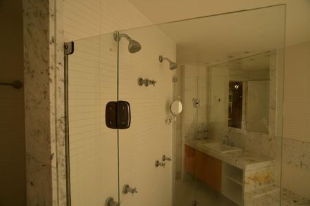 Apartamento para alugar com 399m², 4 quartos e 3 vagas