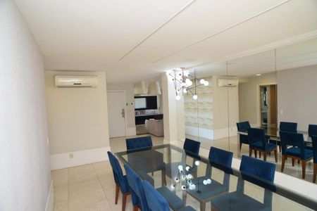 Apartamento para alugar com 399m², 4 quartos e 3 vagas